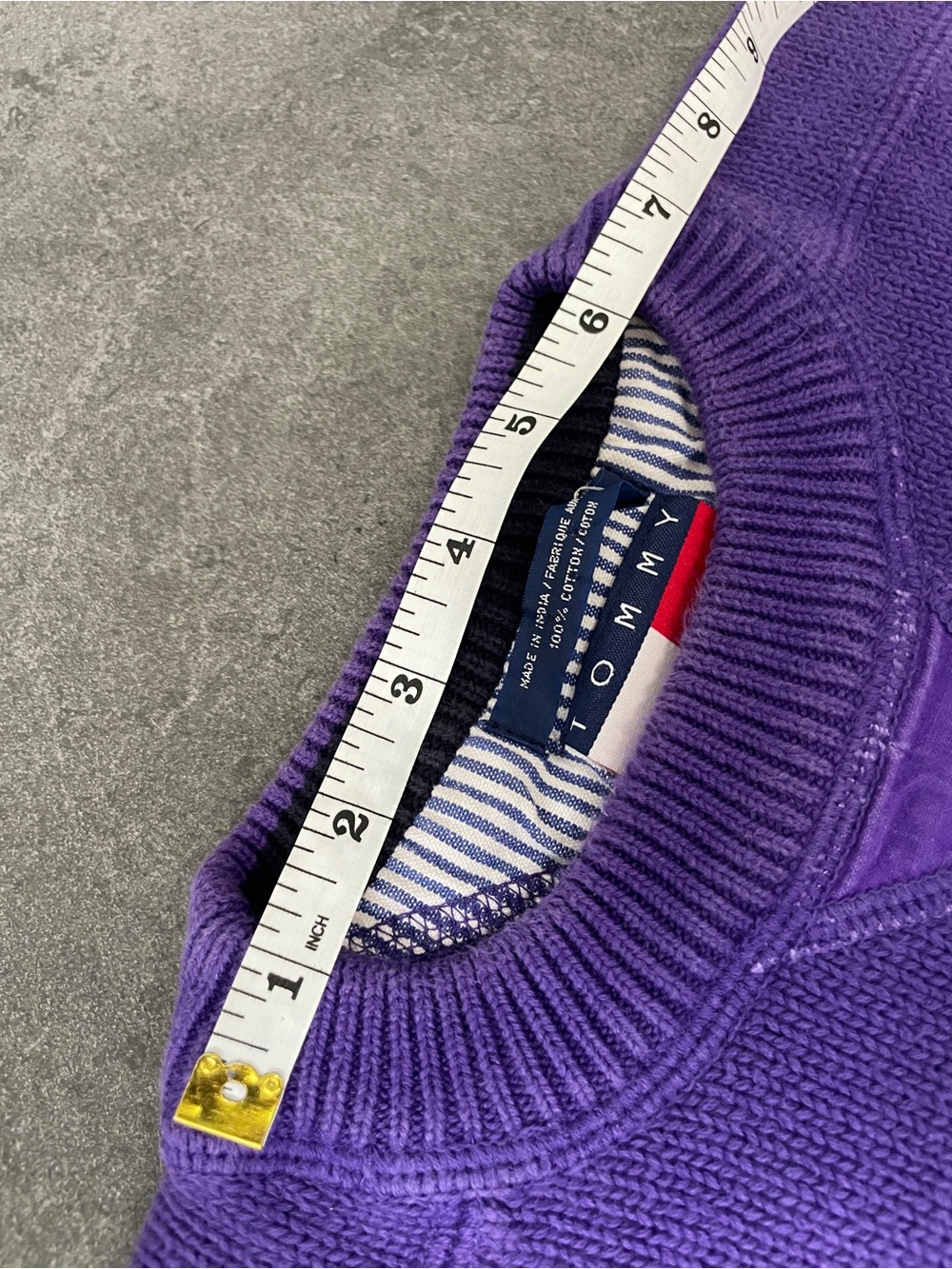 Vintage 90’s Purple Tommy Hilfiger Embroidered Crest Logo Accent Sweater Large - Picture 6 of 7